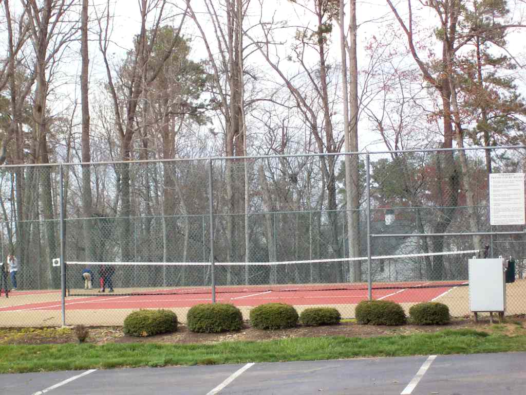 Amherst Creek Tennis courts